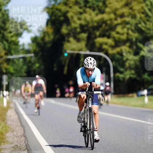 07.09.2025 - 19. Norderstedt Triathlon Michael Burmester http://msf.ph/oto/8832821 07.09.2025 11:55:03 Radfahren 807 meine-sportfotos.de