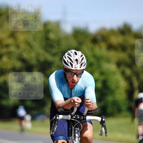 07.09.2025 - 19. Norderstedt Triathlon Michael Burmester http://msf.ph/oto/8832822 07.09.2025 11:55:05 Radfahren 807 meine-sportfotos.de