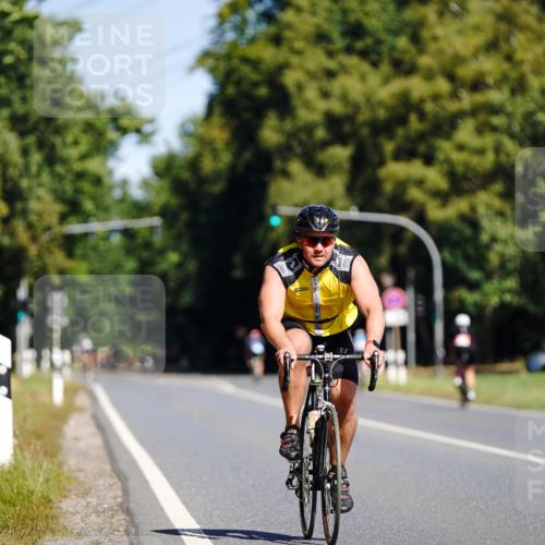 07.09.2025 - 19. Norderstedt Triathlon Michael Burmester http://msf.ph/oto/8832828 07.09.2025 11:55:11 Radfahren 703, 1358 meine-sportfotos.de