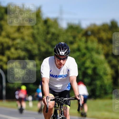 07.09.2025 - 19. Norderstedt Triathlon Michael Burmester http://msf.ph/oto/8832841 07.09.2025 11:55:39 Radfahren 1282 meine-sportfotos.de