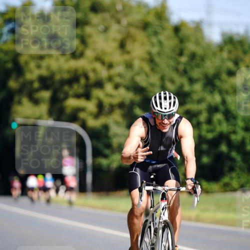 07.09.2025 - 19. Norderstedt Triathlon Michael Burmester http://msf.ph/oto/8832845 07.09.2025 11:55:47 Radfahren 151 meine-sportfotos.de
