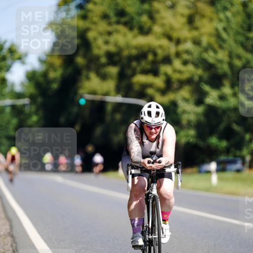 07.09.2025 - 19. Norderstedt Triathlon Michael Burmester http://msf.ph/oto/8832851 07.09.2025 11:55:59 Radfahren 259 meine-sportfotos.de
