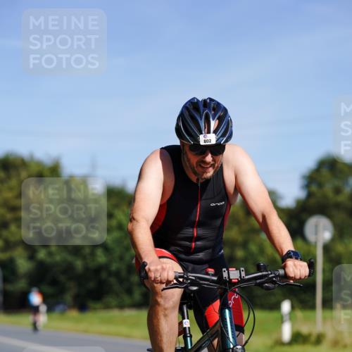 07.09.2025 - 19. Norderstedt Triathlon Michael Burmester http://msf.ph/oto/8832861 07.09.2025 11:56:20 Radfahren 802, 824, 1367 meine-sportfotos.de