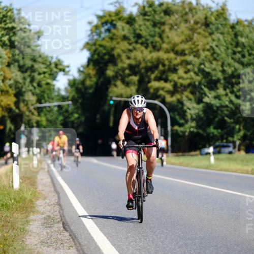 07.09.2025 - 19. Norderstedt Triathlon Michael Burmester http://msf.ph/oto/8832863 07.09.2025 11:56:22 Radfahren 802, 1381 meine-sportfotos.de