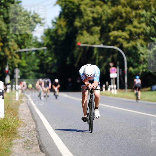 07.09.2025 - 19. Norderstedt Triathlon Michael Burmester http://msf.ph/oto/8832875 07.09.2025 11:56:36 Radfahren 234, 803, 838, 1348, 1349 meine-sportfotos.de