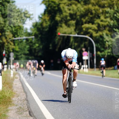07.09.2025 - 19. Norderstedt Triathlon Michael Burmester http://msf.ph/oto/8832876 07.09.2025 11:56:36 Radfahren 234, 803, 838, 1348, 1349 meine-sportfotos.de