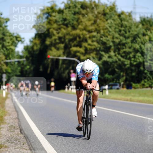 07.09.2025 - 19. Norderstedt Triathlon Michael Burmester http://msf.ph/oto/8832877 07.09.2025 11:56:37 Radfahren 803, 838, 1348, 1349 meine-sportfotos.de