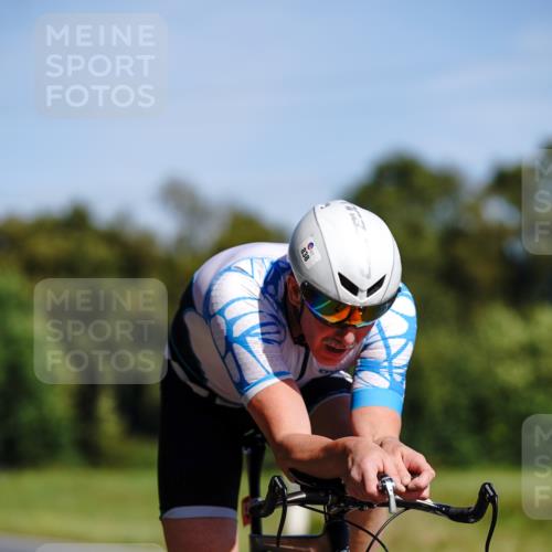 07.09.2025 - 19. Norderstedt Triathlon Michael Burmester http://msf.ph/oto/8832879 07.09.2025 11:56:38 Radfahren 803, 838, 1348 meine-sportfotos.de