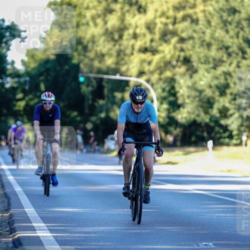 07.09.2025 - 19. Norderstedt Triathlon Michael Burmester http://msf.ph/oto/8832895 07.09.2025 16:22:27 Radfahren 883, 1632 meine-sportfotos.de