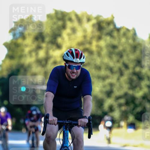 07.09.2025 - 19. Norderstedt Triathlon Michael Burmester http://msf.ph/oto/8832901 07.09.2025 16:22:31 Radfahren 406, 883, 1418 meine-sportfotos.de