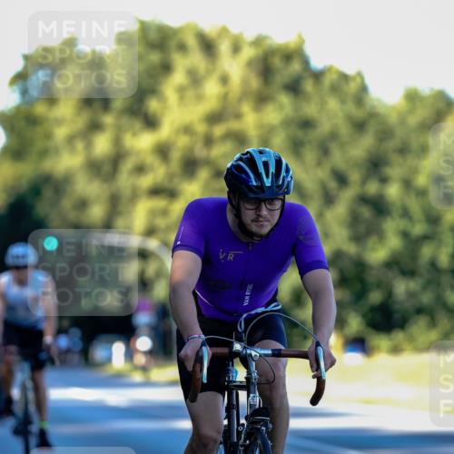 07.09.2025 - 19. Norderstedt Triathlon Michael Burmester http://msf.ph/oto/8832909 07.09.2025 16:22:35 Radfahren 378, 406, 1418, 1452 meine-sportfotos.de