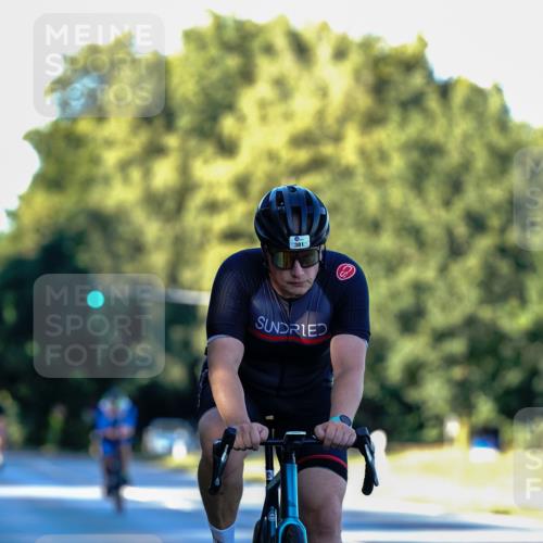 07.09.2025 - 19. Norderstedt Triathlon Michael Burmester http://msf.ph/oto/8832955 07.09.2025 16:23:51 Radfahren 381, 1419 meine-sportfotos.de