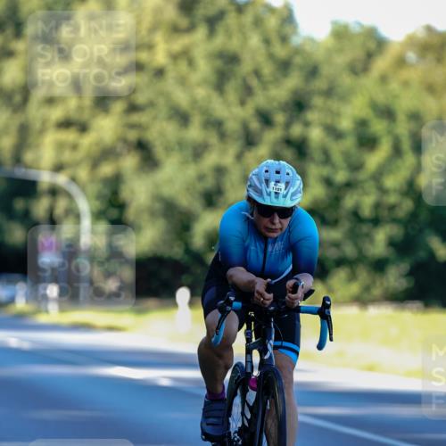 07.09.2025 - 19. Norderstedt Triathlon Michael Burmester http://msf.ph/oto/8832963 07.09.2025 16:24:04 Radfahren 1101 meine-sportfotos.de