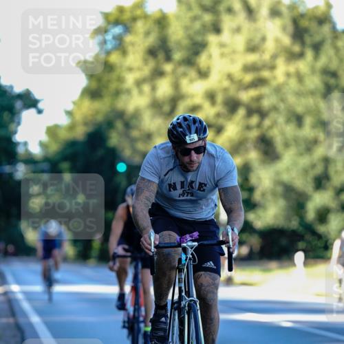07.09.2025 - 19. Norderstedt Triathlon Michael Burmester http://msf.ph/oto/8832969 07.09.2025 16:24:14 Radfahren 412, 429, 925 meine-sportfotos.de