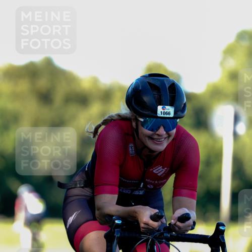 07.09.2025 - 19. Norderstedt Triathlon Michael Burmester http://msf.ph/oto/8832981 07.09.2025 16:24:25 Radfahren 1066 meine-sportfotos.de