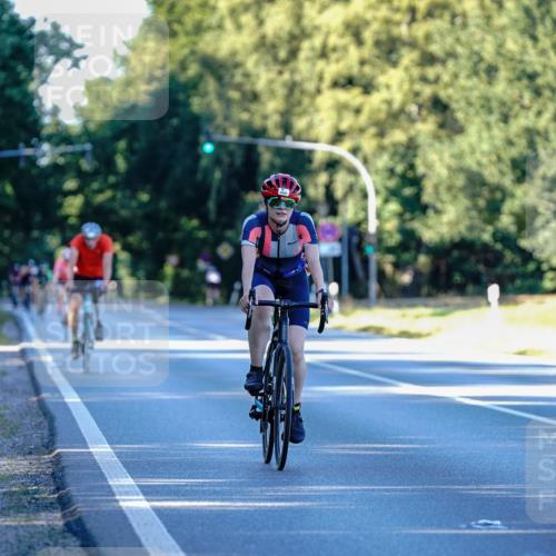07.09.2025 - 19. Norderstedt Triathlon Michael Burmester http://msf.ph/oto/8832988 07.09.2025 16:25:02 Radfahren 1045 meine-sportfotos.de