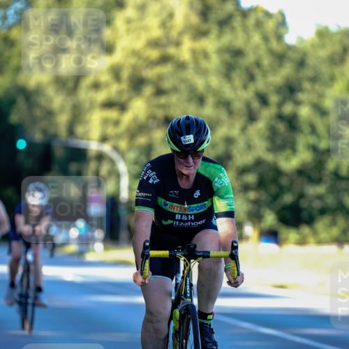 07.09.2025 - 19. Norderstedt Triathlon Michael Burmester http://msf.ph/oto/8832999 07.09.2025 16:25:18 Radfahren 912, 1547 meine-sportfotos.de