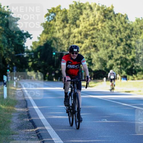 07.09.2025 - 19. Norderstedt Triathlon Michael Burmester http://msf.ph/oto/8833044 07.09.2025 16:27:11 Radfahren 380, 934, 1106 meine-sportfotos.de
