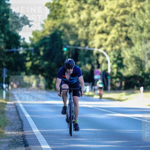 07.09.2025 - 19. Norderstedt Triathlon Michael Burmester http://msf.ph/oto/8833059 07.09.2025 16:29:00 Radfahren 1444 meine-sportfotos.de