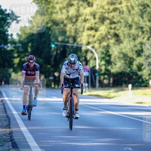 07.09.2025 - 19. Norderstedt Triathlon Michael Burmester http://msf.ph/oto/8833062 07.09.2025 16:29:28 Radfahren 376, 1464 meine-sportfotos.de