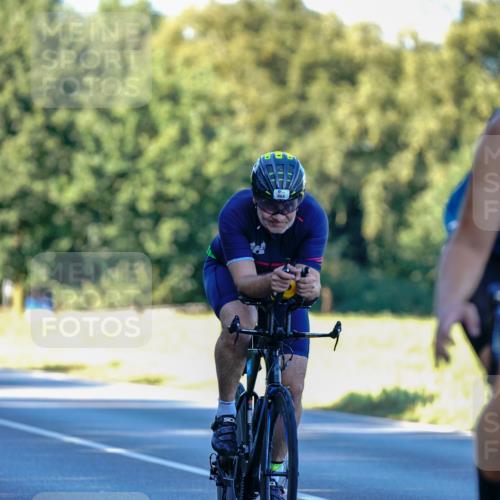 07.09.2025 - 19. Norderstedt Triathlon Michael Burmester http://msf.ph/oto/8833076 07.09.2025 16:29:56 Radfahren 864, 924, 1448 meine-sportfotos.de