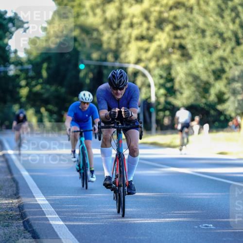 07.09.2025 - 19. Norderstedt Triathlon Michael Burmester http://msf.ph/oto/8833084 07.09.2025 16:30:21 Radfahren 371, 1454 meine-sportfotos.de
