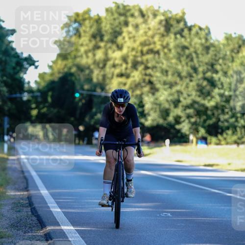 07.09.2025 - 19. Norderstedt Triathlon Michael Burmester http://msf.ph/oto/8833091 07.09.2025 16:30:29 Radfahren 941 meine-sportfotos.de