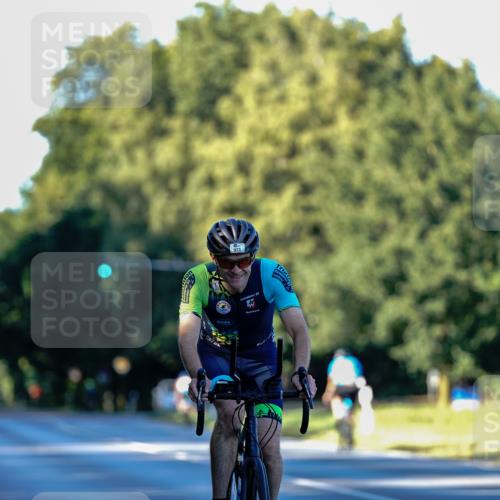 07.09.2025 - 19. Norderstedt Triathlon Michael Burmester http://msf.ph/oto/8833112 07.09.2025 16:32:09 Radfahren 923 meine-sportfotos.de