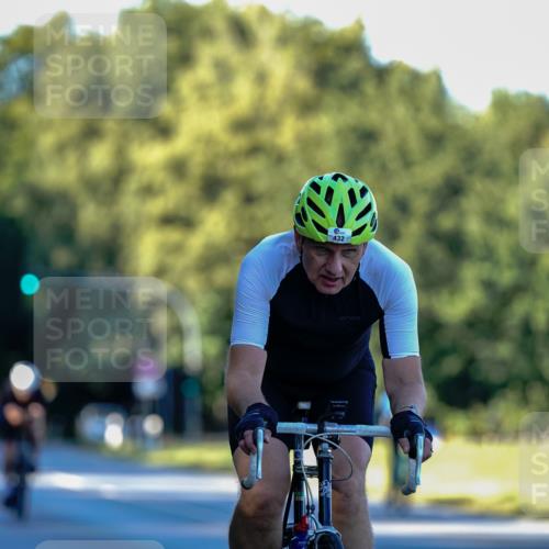 07.09.2025 - 19. Norderstedt Triathlon Michael Burmester http://msf.ph/oto/8833119 07.09.2025 16:32:27 Radfahren 432 meine-sportfotos.de