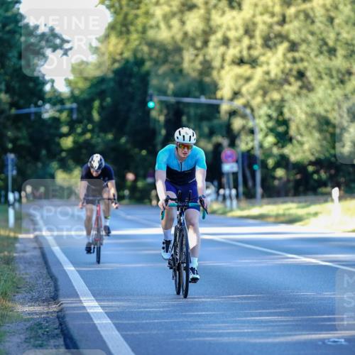 07.09.2025 - 19. Norderstedt Triathlon Michael Burmester http://msf.ph/oto/8833135 07.09.2025 16:35:02 Radfahren 386 meine-sportfotos.de
