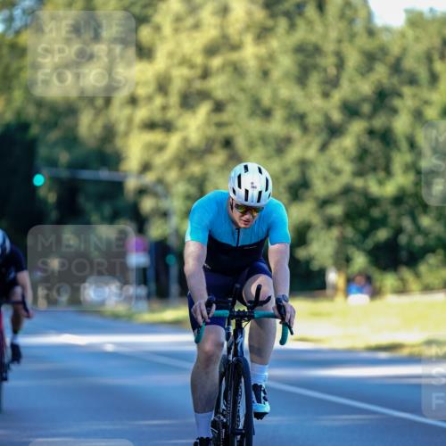 07.09.2025 - 19. Norderstedt Triathlon Michael Burmester http://msf.ph/oto/8833137 07.09.2025 16:35:03 Radfahren 386 meine-sportfotos.de