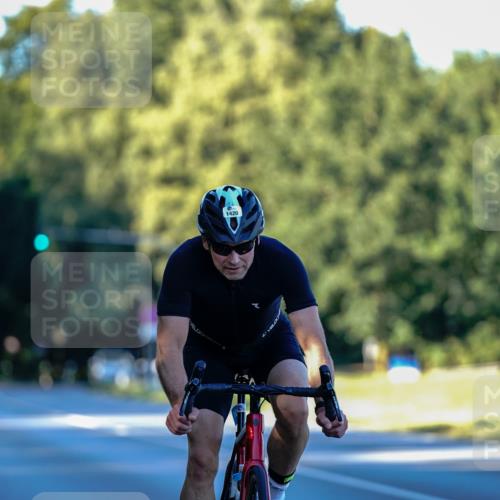 07.09.2025 - 19. Norderstedt Triathlon Michael Burmester http://msf.ph/oto/8833139 07.09.2025 16:35:06 Radfahren 386, 1420 meine-sportfotos.de