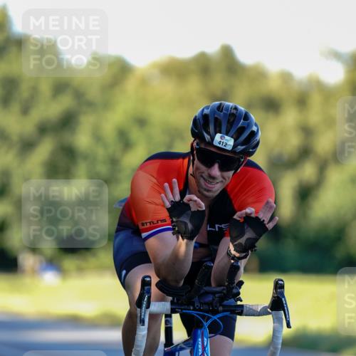 07.09.2025 - 19. Norderstedt Triathlon Michael Burmester http://msf.ph/oto/8833159 07.09.2025 16:36:34 Radfahren 412 meine-sportfotos.de