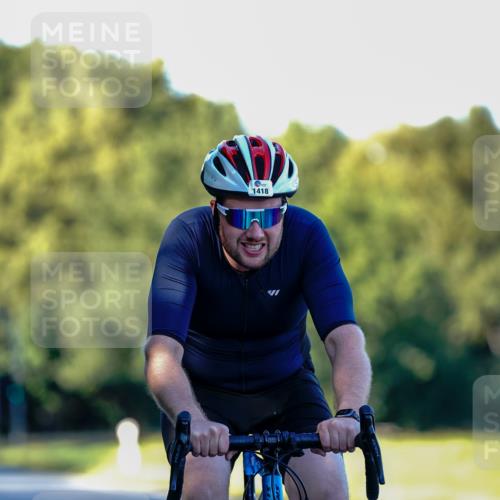 07.09.2025 - 19. Norderstedt Triathlon Michael Burmester http://msf.ph/oto/8833169 07.09.2025 16:37:22 Radfahren 1418, 1437 meine-sportfotos.de