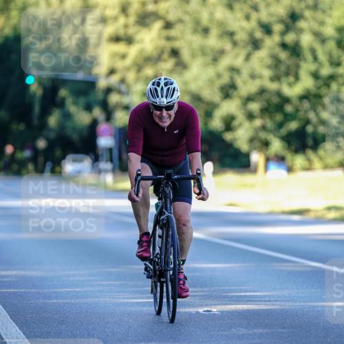 07.09.2025 - 19. Norderstedt Triathlon Michael Burmester http://msf.ph/oto/8833172 07.09.2025 16:37:30 Radfahren 1515 meine-sportfotos.de