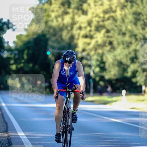 07.09.2025 - 19. Norderstedt Triathlon Michael Burmester http://msf.ph/oto/8833179 07.09.2025 16:37:56 Radfahren 1449 meine-sportfotos.de