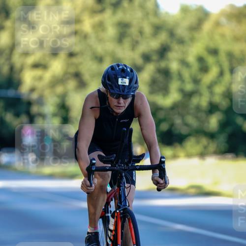 07.09.2025 - 19. Norderstedt Triathlon Michael Burmester http://msf.ph/oto/8833183 07.09.2025 16:38:22 Radfahren 429 meine-sportfotos.de