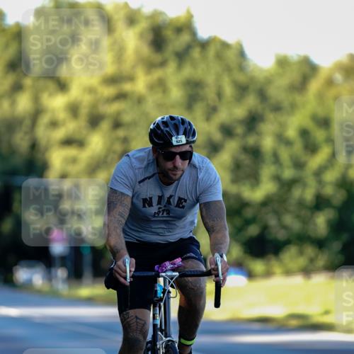 07.09.2025 - 19. Norderstedt Triathlon Michael Burmester http://msf.ph/oto/8833187 07.09.2025 16:38:25 Radfahren 429, 925 meine-sportfotos.de