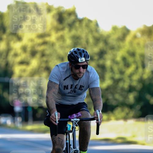 07.09.2025 - 19. Norderstedt Triathlon Michael Burmester http://msf.ph/oto/8833188 07.09.2025 16:38:25 Radfahren 429, 925 meine-sportfotos.de