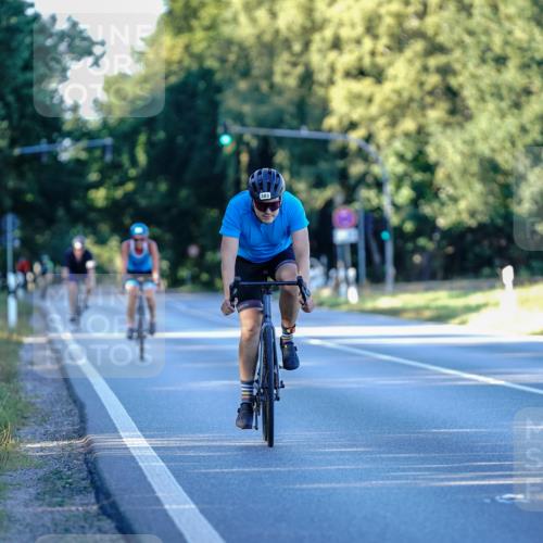 07.09.2025 - 19. Norderstedt Triathlon Michael Burmester http://msf.ph/oto/8833194 07.09.2025 16:39:57 Radfahren 383 meine-sportfotos.de