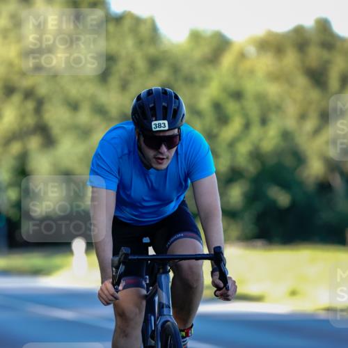 07.09.2025 - 19. Norderstedt Triathlon Michael Burmester http://msf.ph/oto/8833196 07.09.2025 16:39:59 Radfahren 383 meine-sportfotos.de