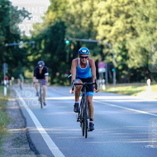 07.09.2025 - 19. Norderstedt Triathlon Michael Burmester http://msf.ph/oto/8833198 07.09.2025 16:40:01 Radfahren 383, 1423 meine-sportfotos.de