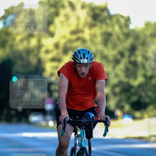 07.09.2025 - 19. Norderstedt Triathlon Michael Burmester http://msf.ph/oto/8833214 07.09.2025 16:40:25 Radfahren 1513 meine-sportfotos.de
