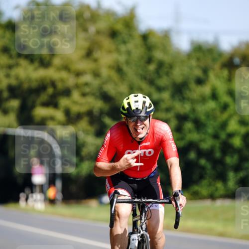 07.09.2025 - 19. Norderstedt Triathlon Michael Burmester http://msf.ph/oto/8833333 07.09.2025 11:48:42 Radfahren 1372 meine-sportfotos.de