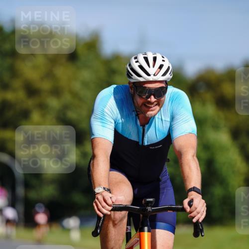 07.09.2025 - 19. Norderstedt Triathlon Michael Burmester http://msf.ph/oto/8833395 07.09.2025 11:51:49 Radfahren 782, 1319 meine-sportfotos.de