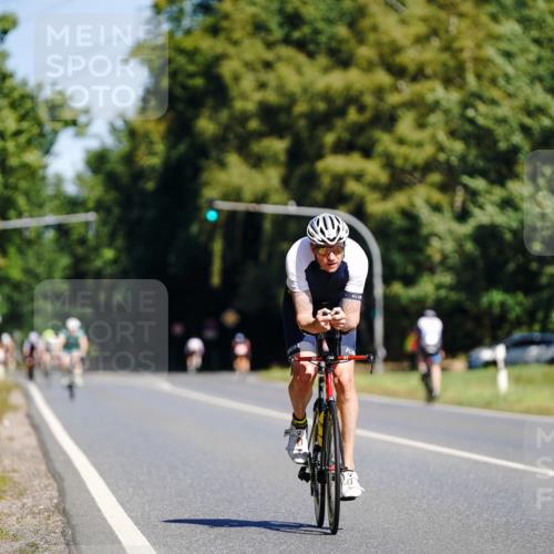 07.09.2025 - 19. Norderstedt Triathlon Michael Burmester http://msf.ph/oto/8833404 07.09.2025 11:52:00 Radfahren 768 meine-sportfotos.de