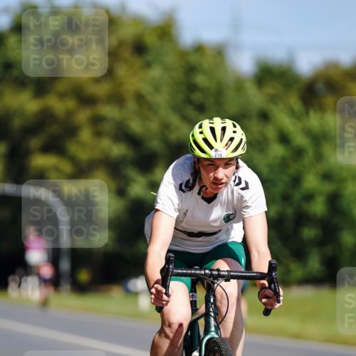 07.09.2025 - 19. Norderstedt Triathlon Michael Burmester http://msf.ph/oto/8833411 07.09.2025 11:52:17 Radfahren 184, 719 meine-sportfotos.de