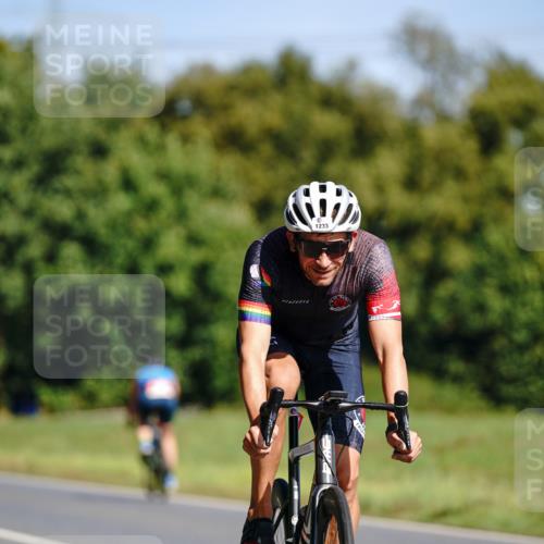 07.09.2025 - 19. Norderstedt Triathlon Michael Burmester http://msf.ph/oto/8833473 07.09.2025 11:54:22 Radfahren 287, 748, 1233 meine-sportfotos.de