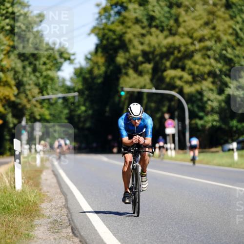 07.09.2025 - 19. Norderstedt Triathlon Michael Burmester http://msf.ph/oto/8833477 07.09.2025 11:54:27 Radfahren 215 meine-sportfotos.de