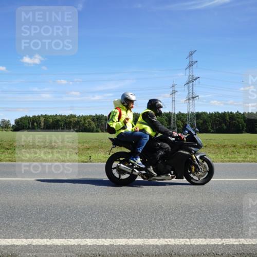 07.09.2025 - 19. Norderstedt Triathlon Michael Burmester http://msf.ph/oto/8833513 07.09.2025 13:54:07 Radfahren 364, 373, 982 meine-sportfotos.de